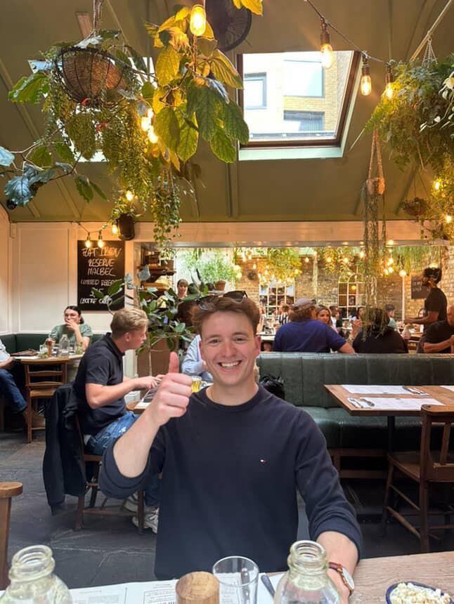 Kieran, qualified French teacher and online tutor